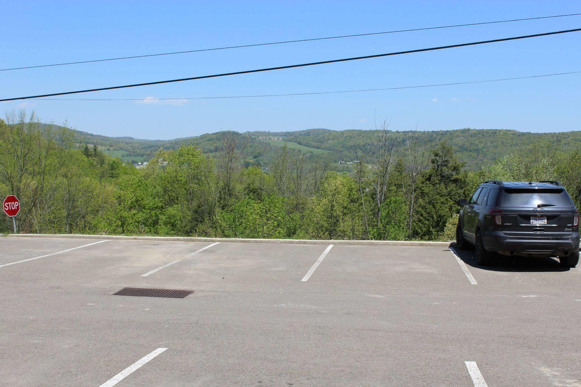 Crystal Springs Inn And Suites Towanda Kültér fotó